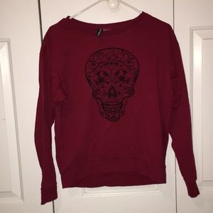 Crew neck skull sweatshirt